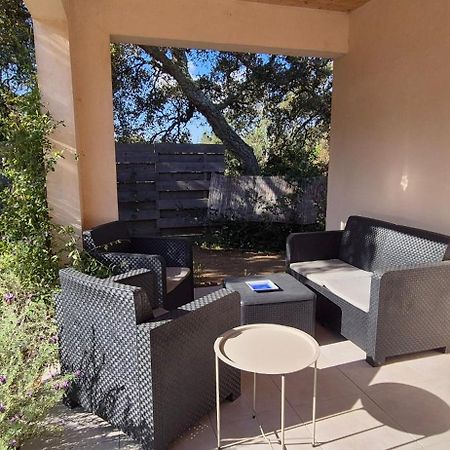 Elsanais Villa Figari  Luaran gambar