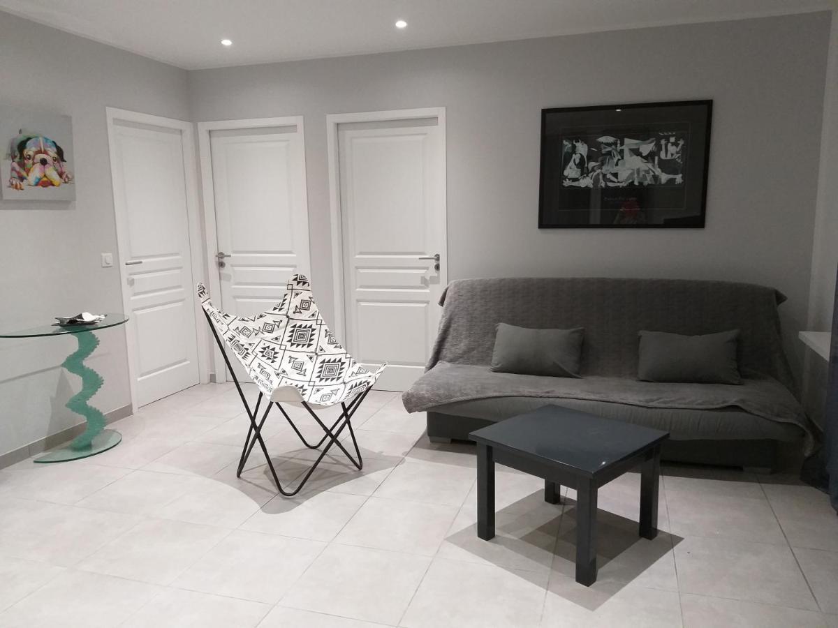 Elsanais Villa Figari  Luaran gambar