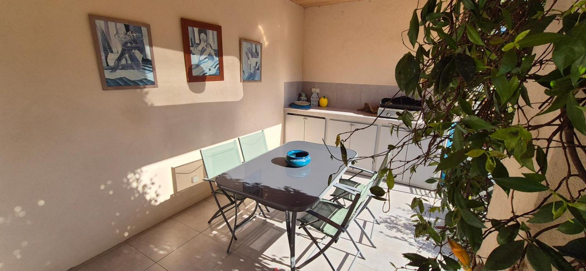Elsanais Villa Figari  Luaran gambar
